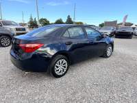 2018 Toyota Corolla LE - Photo 3