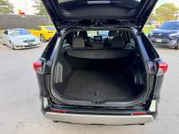 2022 Toyota RAV4 SE - Photo 14