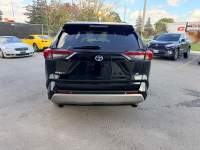 2022 Toyota RAV4 SE - Photo 8