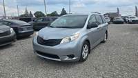2015 Toyota Sienna 5dr 7-Pass FWD - Photo 1