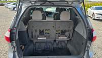 2015 Toyota Sienna 5dr 7-Pass FWD - Photo 12