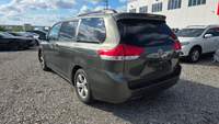 2012 Toyota Sienna LE - Photo 5